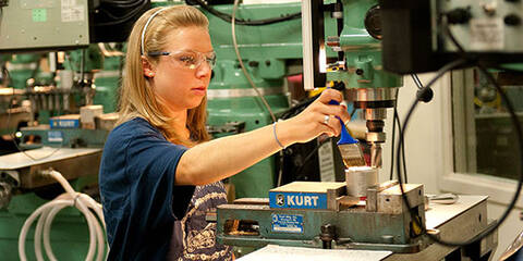 female students in tooling and machining lab
