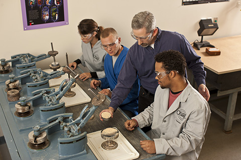 Students in the Optics Lab