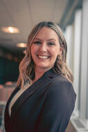 Stephanie Rivoli Headshot