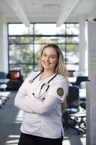 MCC Student Chloe Vega