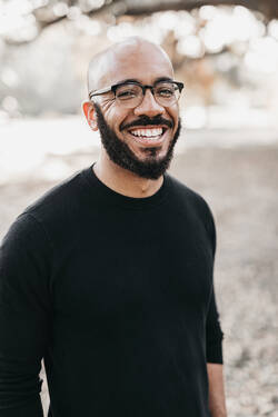 Clint Smith headshot