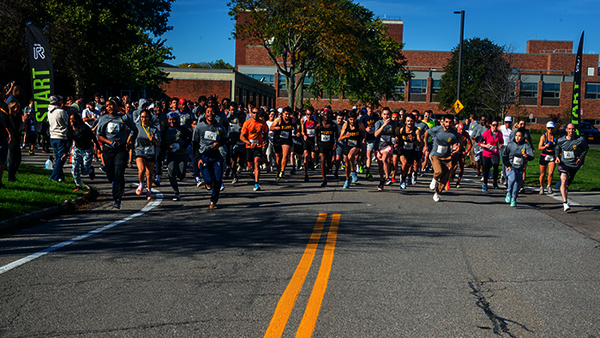 5K participants running